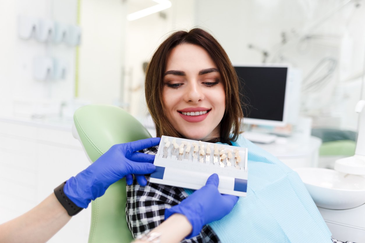 Porcelain dental veneers in Santa Monica and Los Angeles